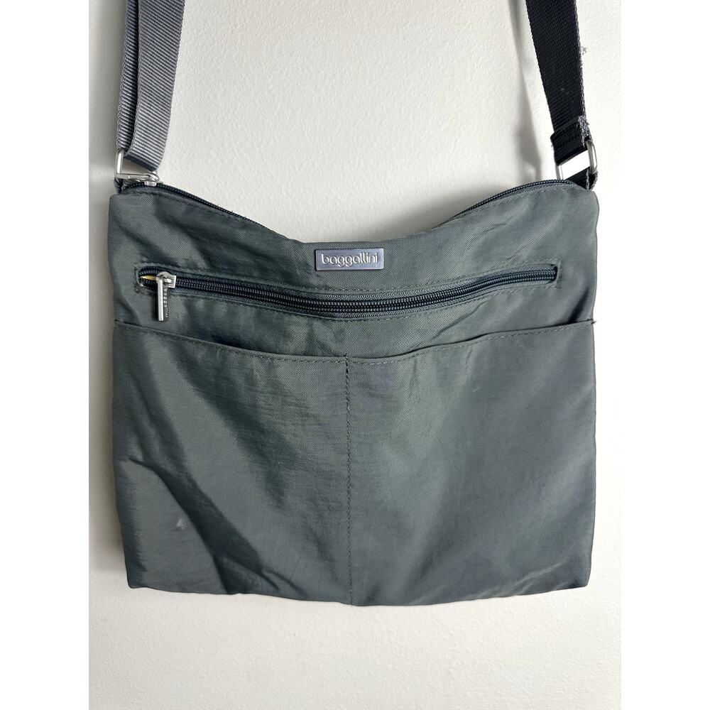 Baggallini Gray‎ Crossbody Purse